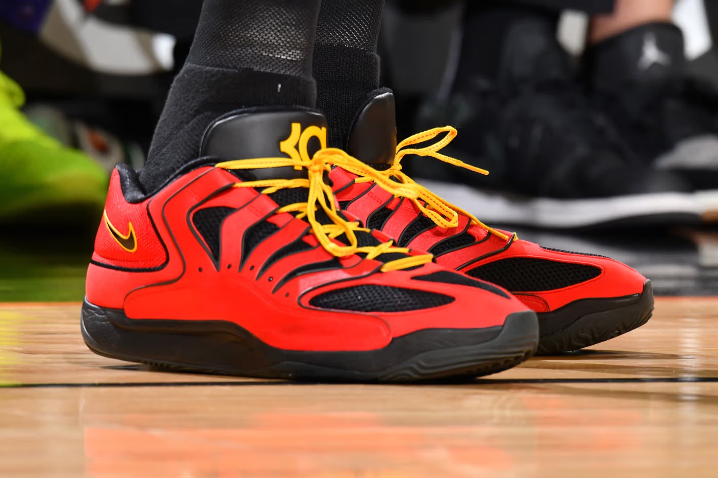 の*中様 NIKE　KD18 Air bakin 27.0 First Look at the Nike KD 18 “Air Bakin”